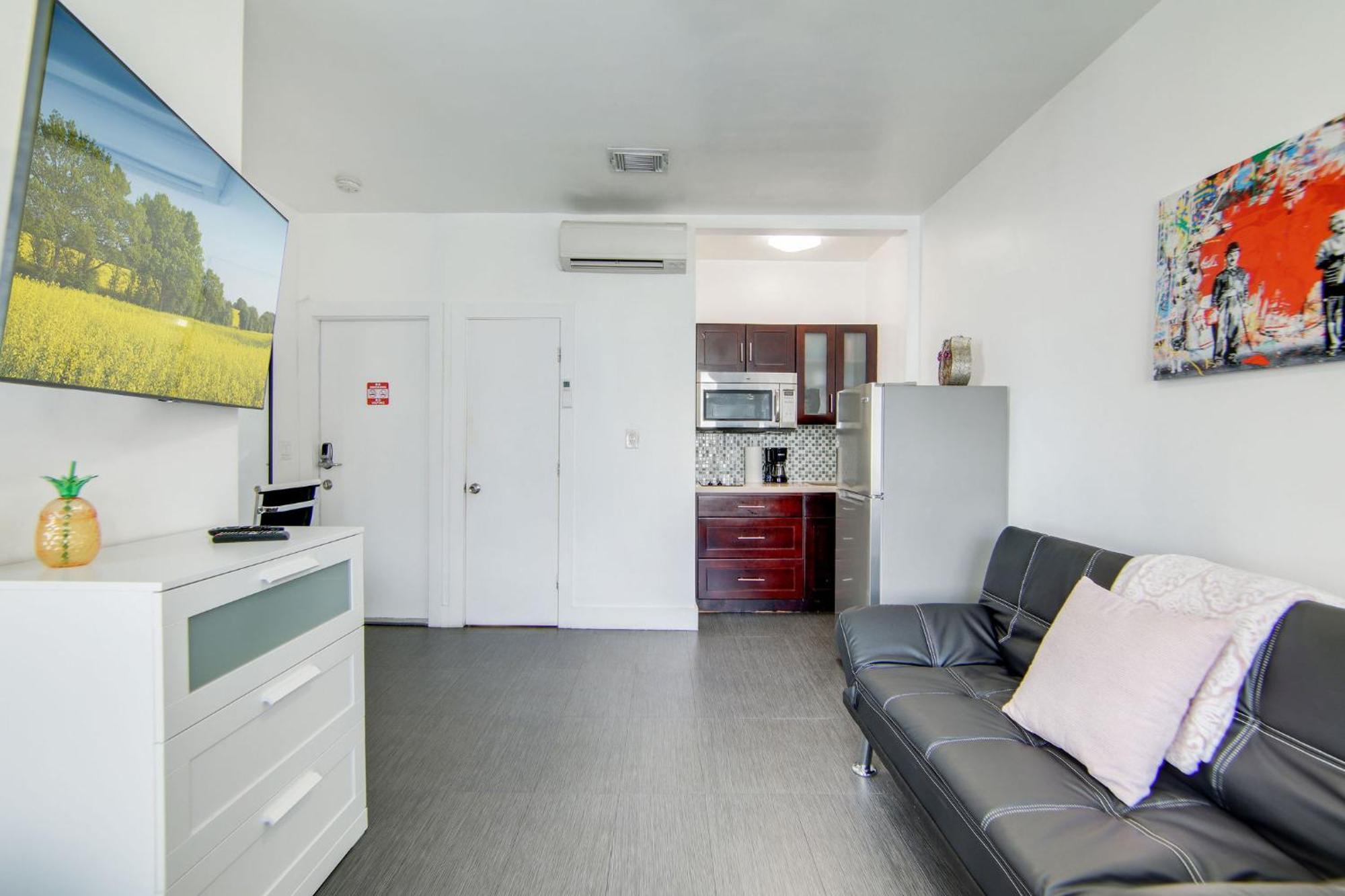 Charming Large Studio Near Ocean Dr - South Beach ميامي بيتش المظهر الخارجي الصورة