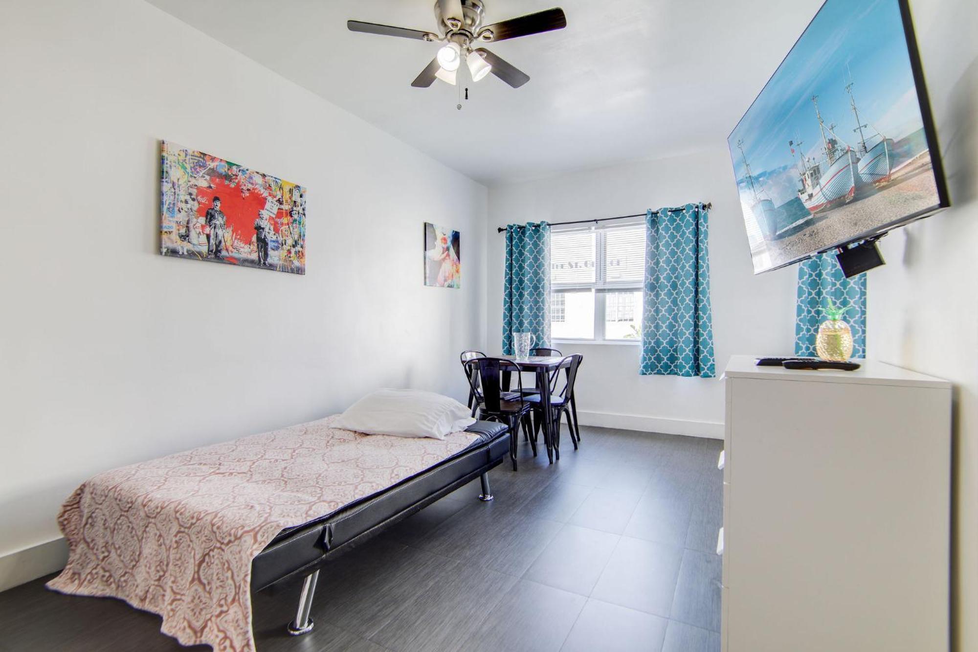 Charming Large Studio Near Ocean Dr - South Beach ميامي بيتش المظهر الخارجي الصورة